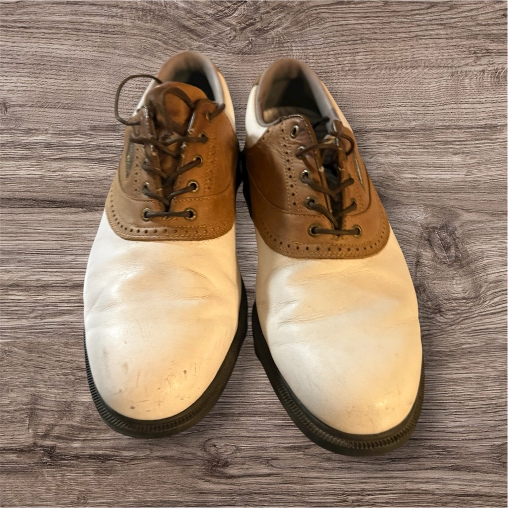 FootJoy men’s golf shoes